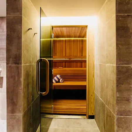 Appartement Résidence La Cordée Avec Piscine Et - 126 Chamonix